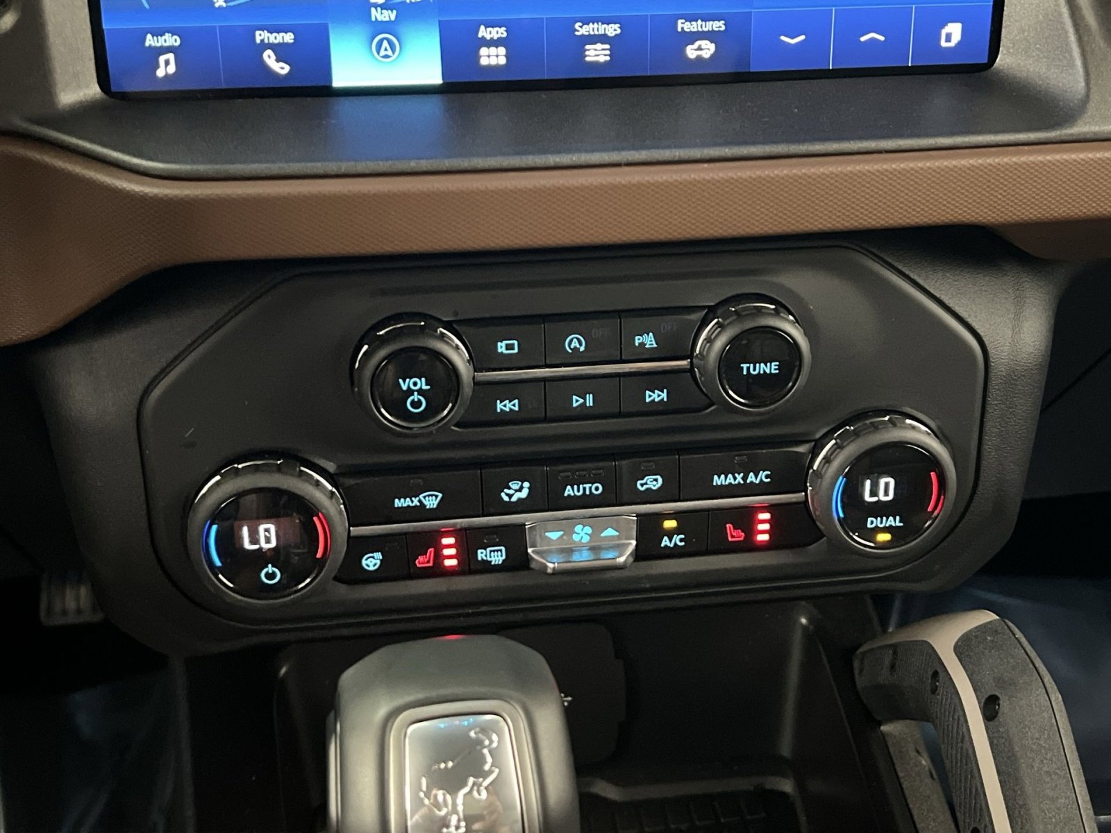 Used 2024 Ford Bronco Outer Banks image 25