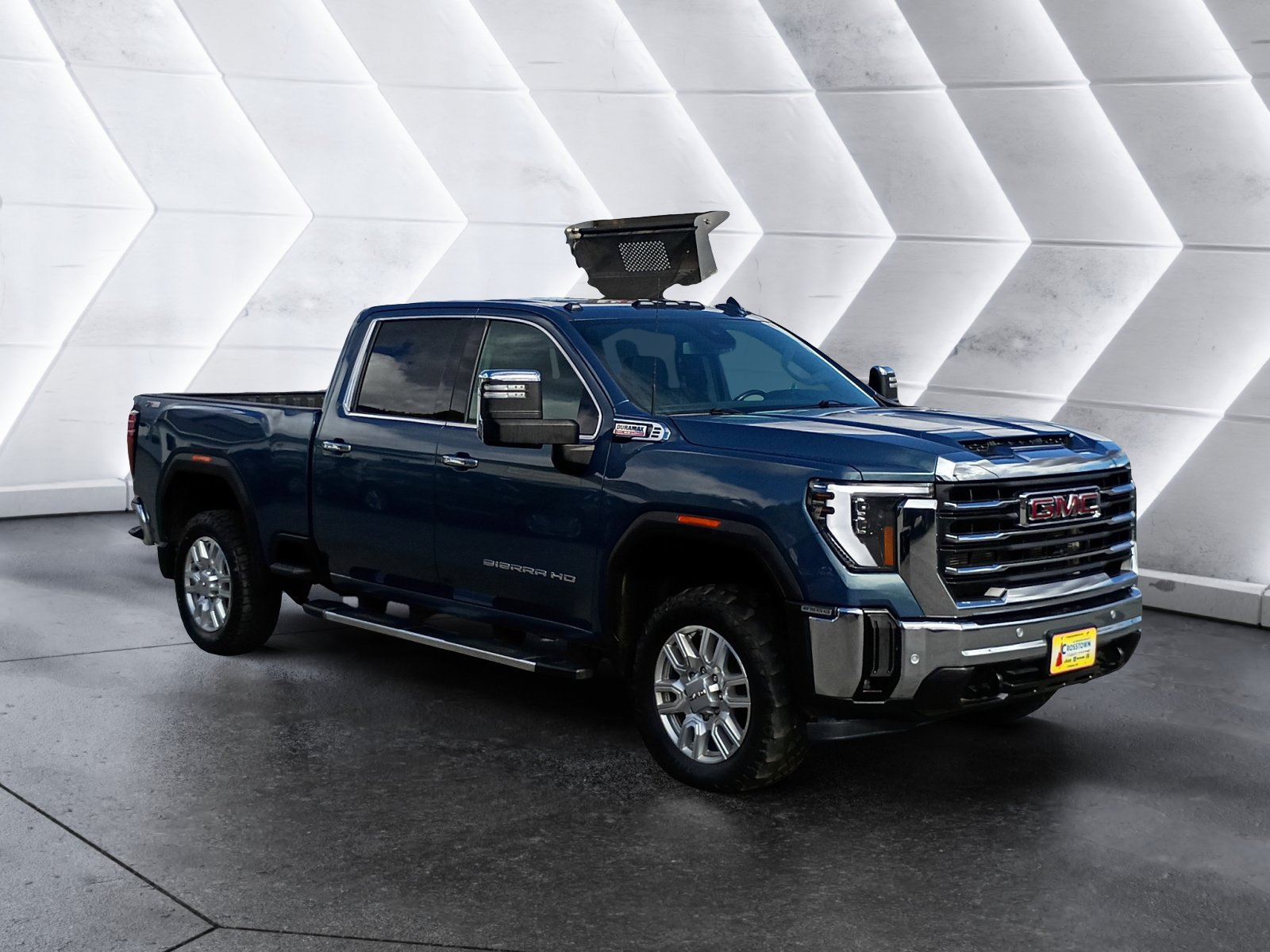Used 2024 GMC Sierra 2500 SLT w/ SLT Premium Package AWD/4WD image 9