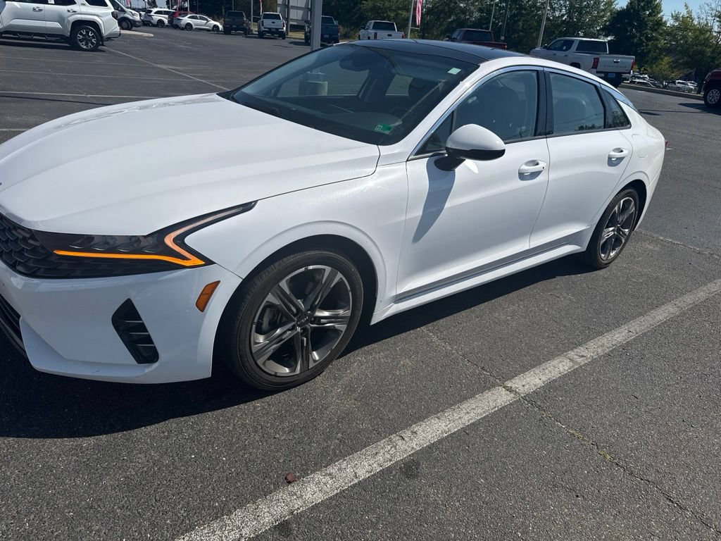 Used 2023 Kia K5 EX FWD image 2
