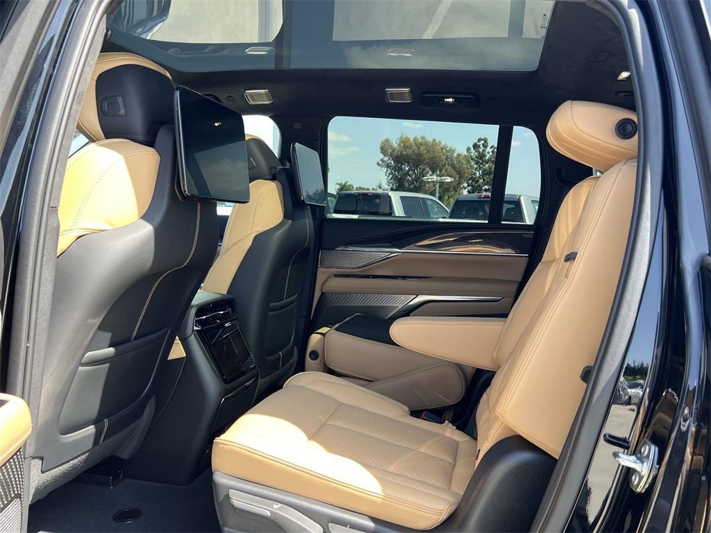 New 2026 Cadillac Escalade IQ Sport 2 image 28