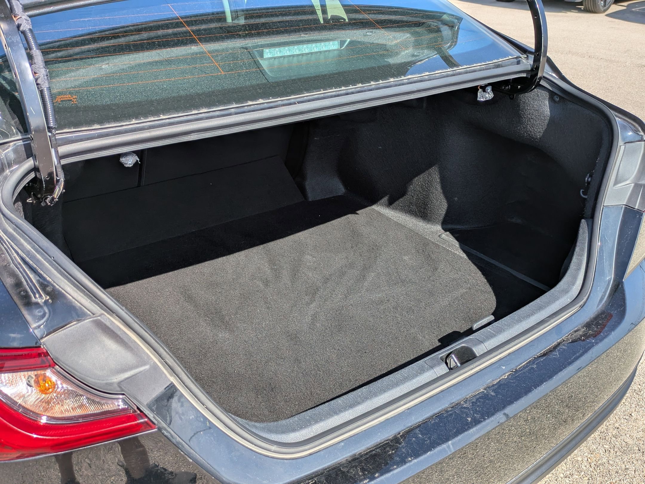 Used 2025 Toyota Camry LE image 23