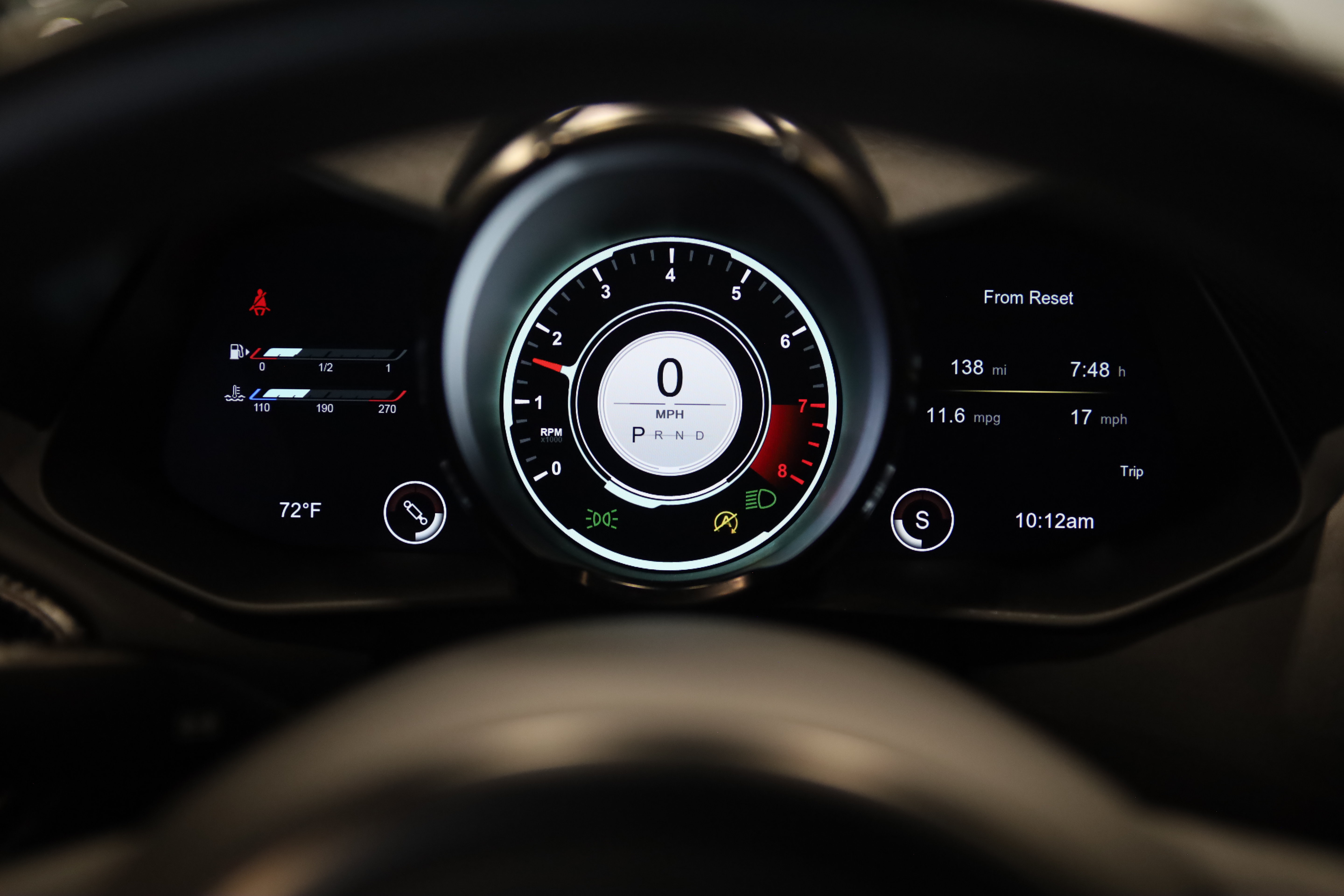 Used 2023 Aston Martin V8 Vantage Coupe RWD image 17