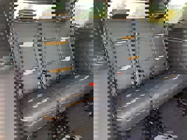 Used 2022 GMC Yukon AT4 image 31