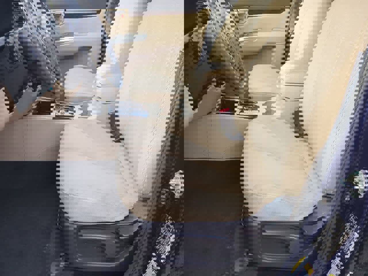 Used 2010 Hyundai Santa Fe GLS image 15