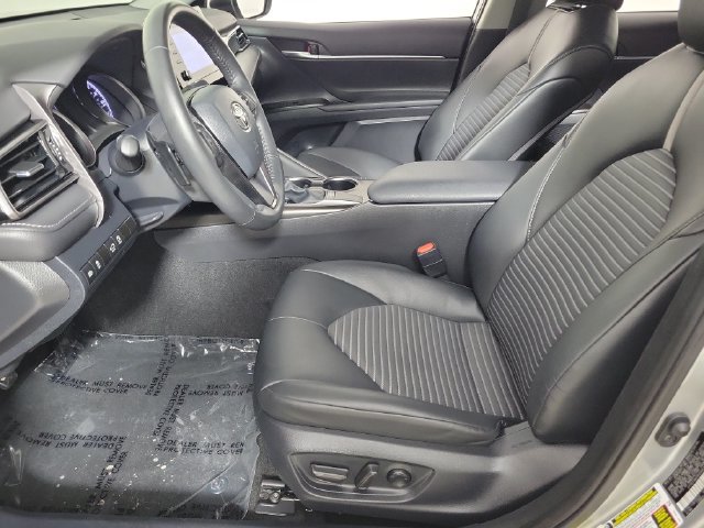 Used 2024 Toyota Camry SE FWD image 19