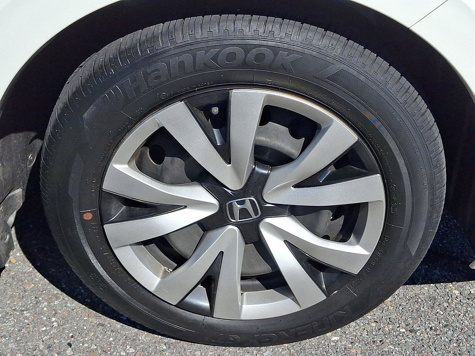 Used 2024 Honda Civic LX image 9