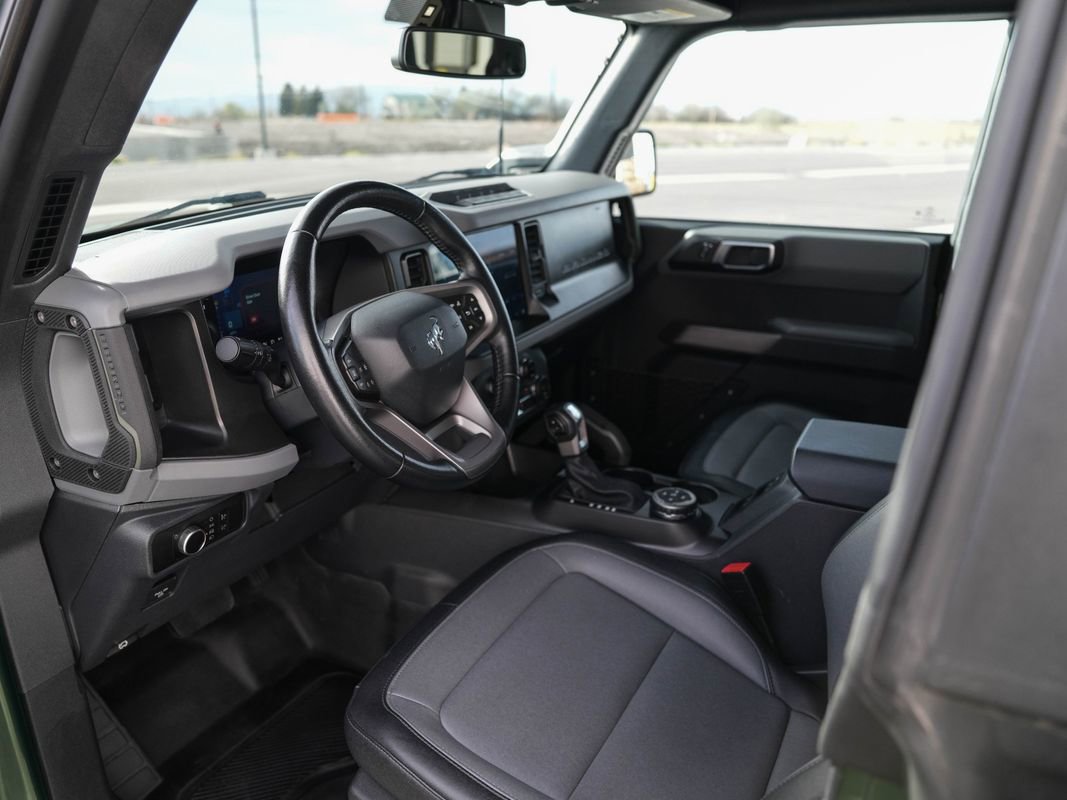 Used 2023 Ford Bronco Everglades image 13