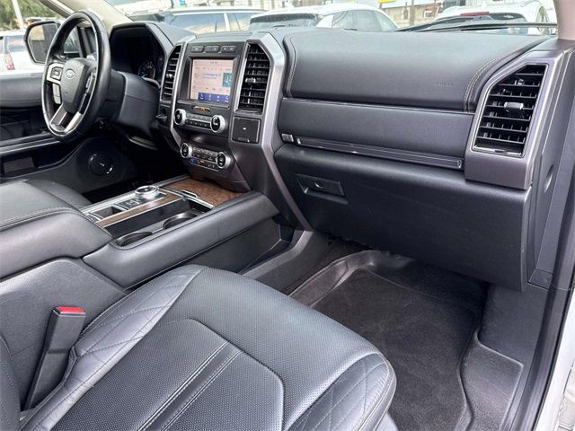 Used 2021 Ford Expedition Platinum image 17