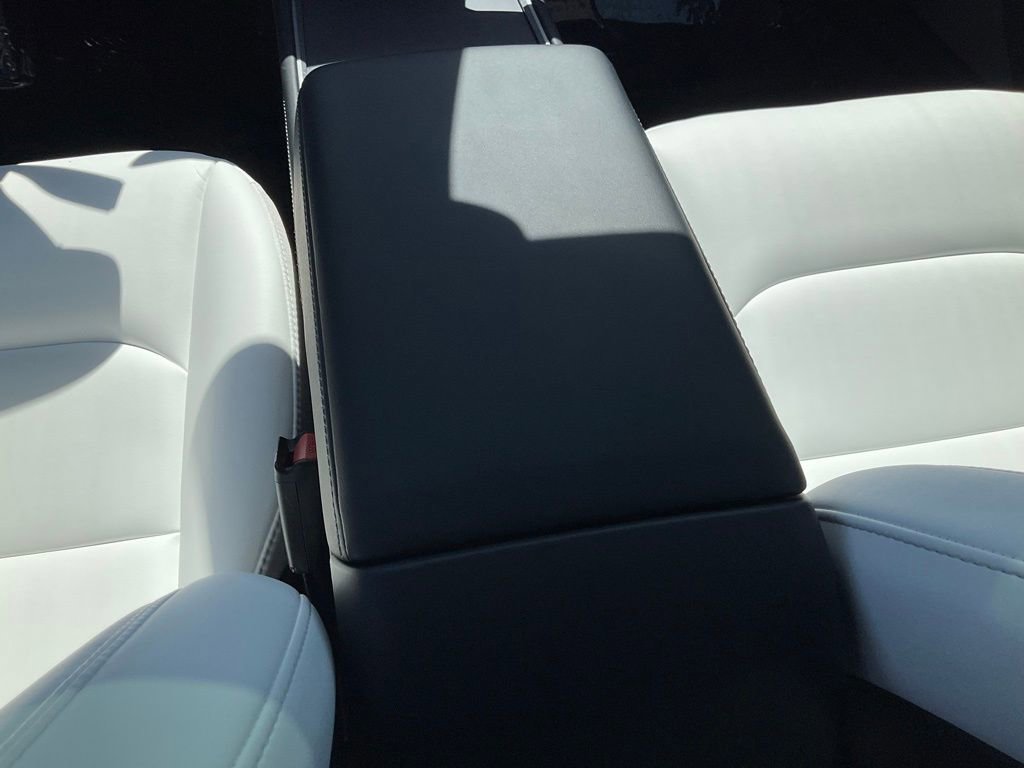 Used 2023 Tesla Model 3 Performance image 43