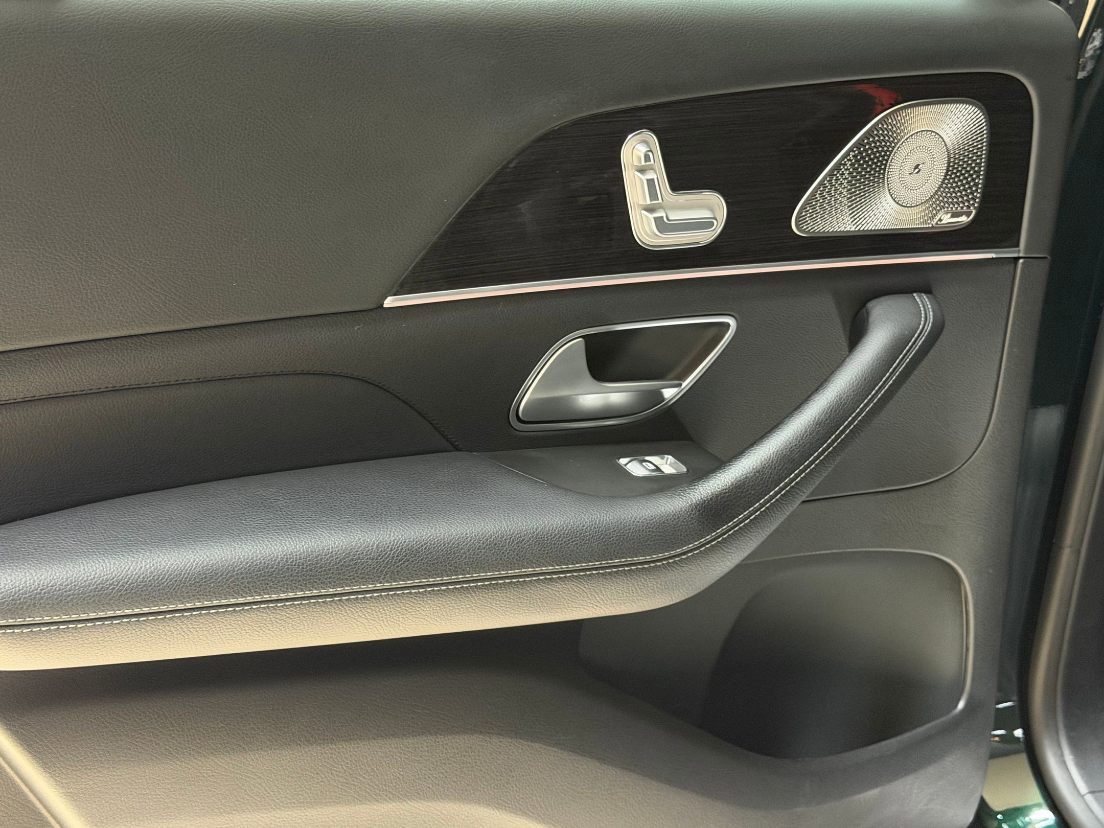 Used 2023 Mercedes-Benz GLS 450 4MATIC image 44