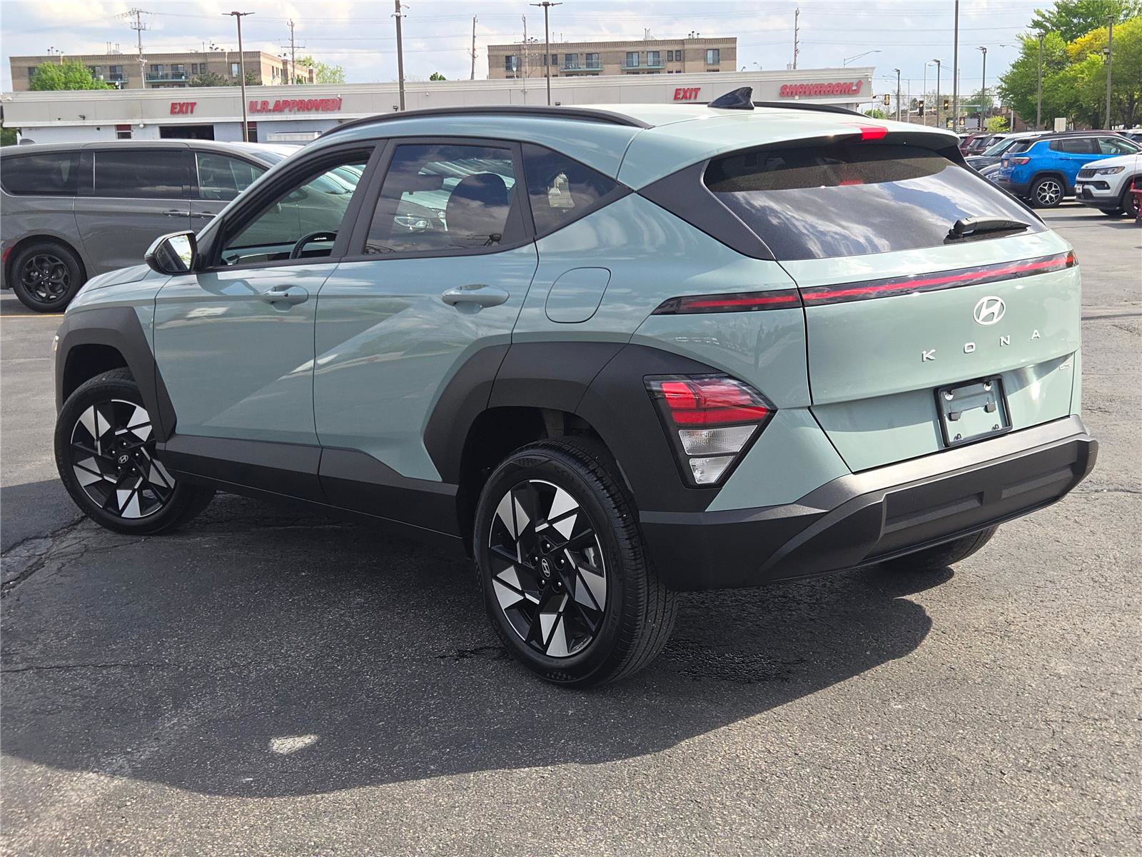 Used 2025 Hyundai Kona SEL AWD/4WD image 16