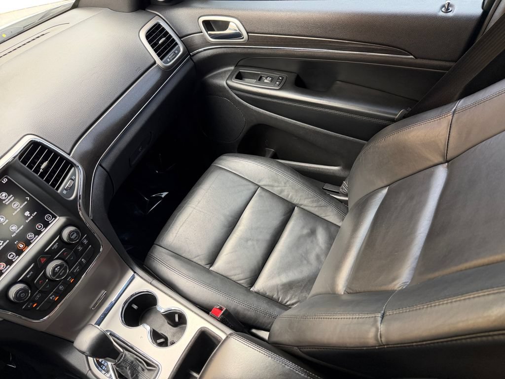 Used 2018 Jeep Grand Cherokee Limited RWD image 17