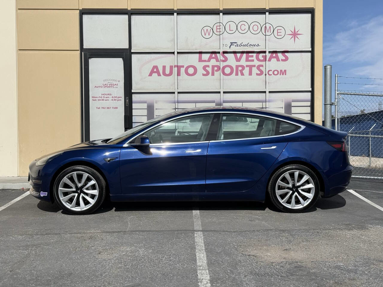 Used 2019 Tesla Model 3 Standard Range Plus RWD image 5