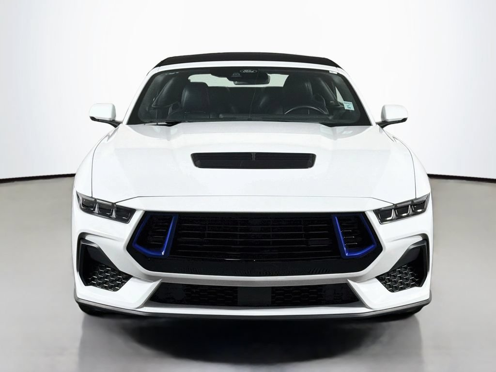 Used 2025 Ford Mustang GT Premium RWD image 2
