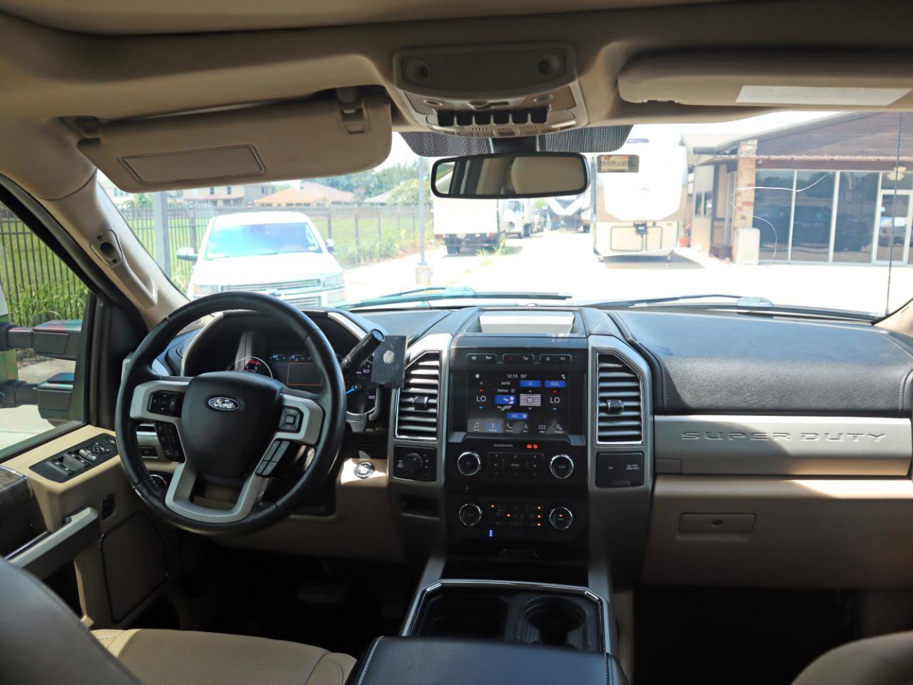 Used 2017 Ford F350 Lariat w/ Lariat Ultimate Package image 17