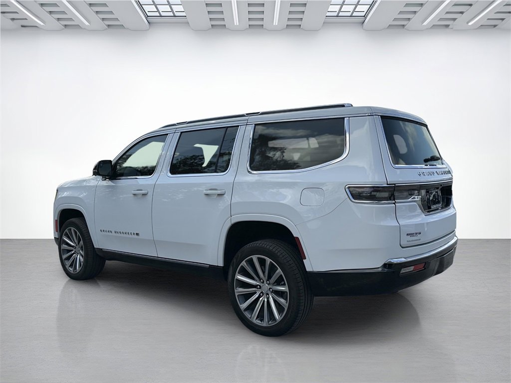 New 2023 Jeep Grand Wagoneer 4WD w/ Flexible Seating Group image 5