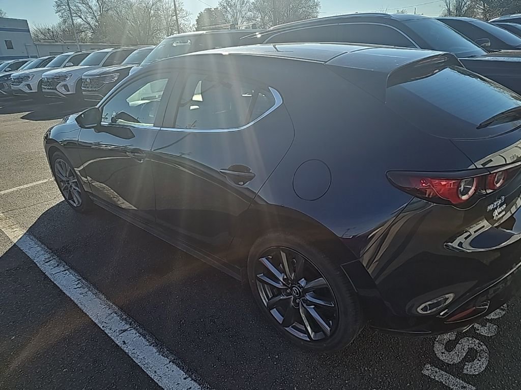 Used 2023 MAZDA MAZDA3 s image 6