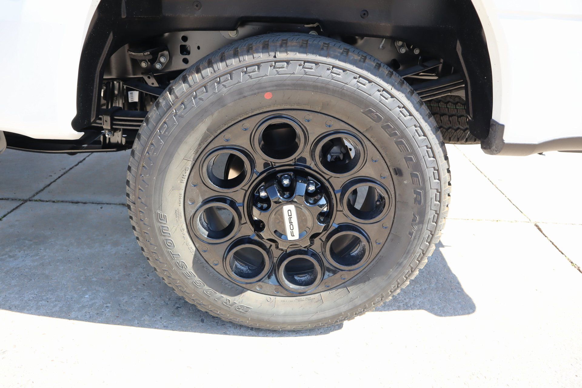 New 2026 Ford F350 Lariat w/ Black Appearance Package image 21