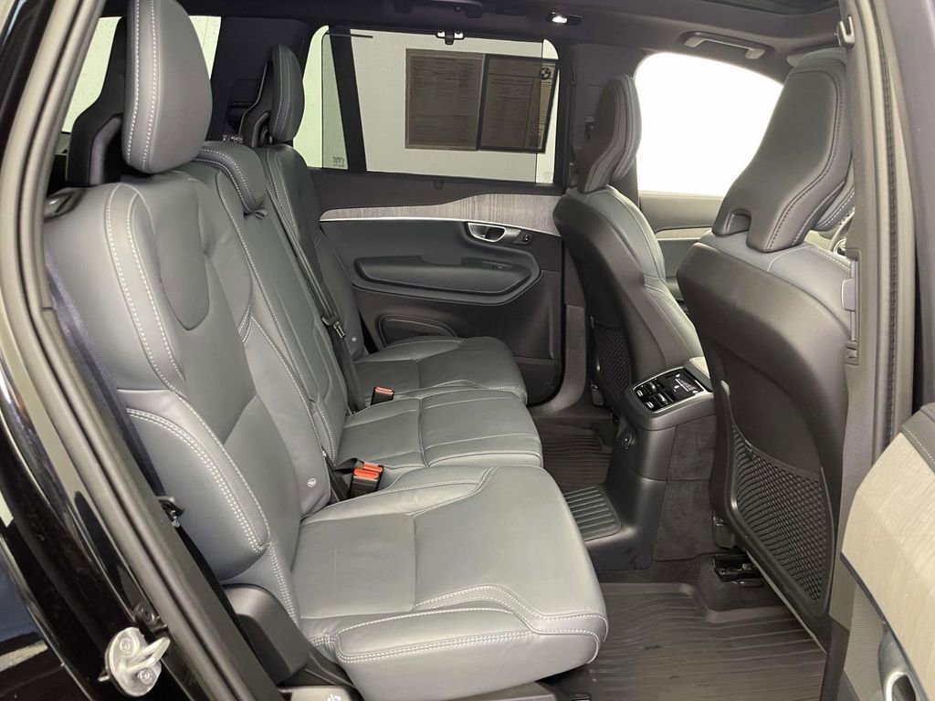 Used 2024 Volvo XC90 T8 Ultimate w/ Protection Package Premier AWD/4WD image 19