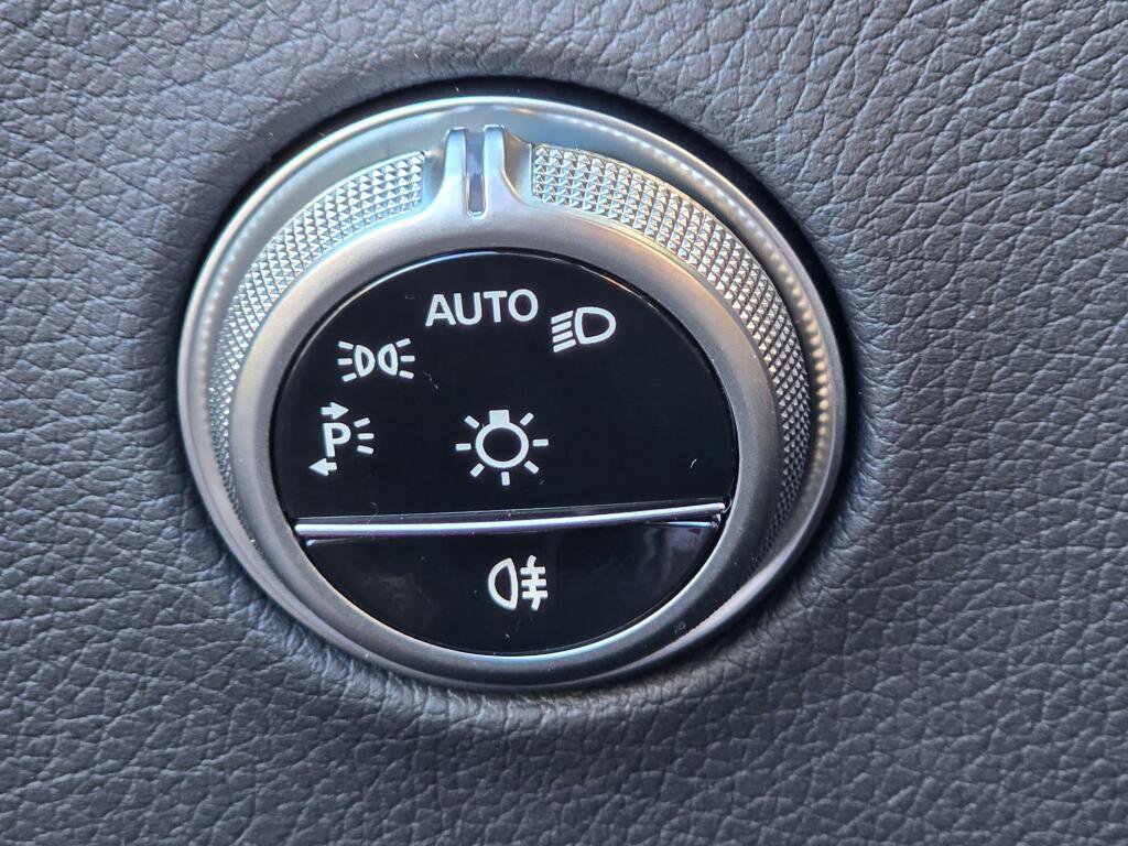 New 2026 Mercedes-Benz GLC 43 AMG 4MATIC image 38