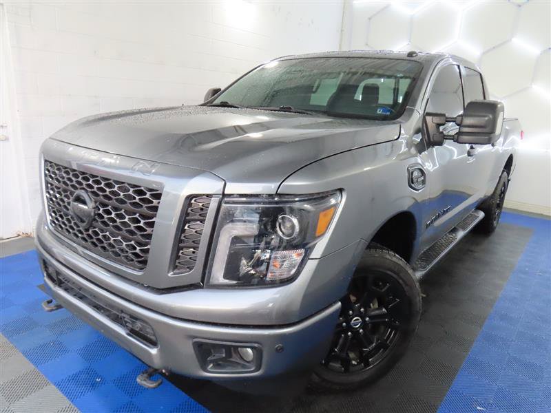Used 2019 Nissan Titan SV w/ SV Convenience Package AWD/4WD image 4
