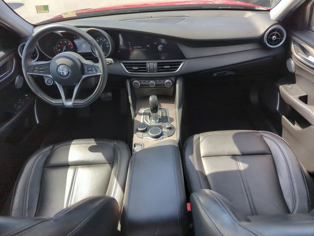 Used 2019 Alfa Romeo Giulia Ti image 15