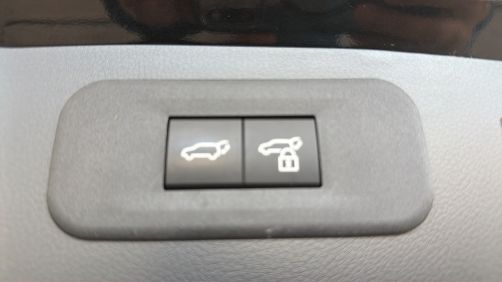 Used 2025 Lexus NX 450h+ AWD w/ Accessory Package (2T) image 18