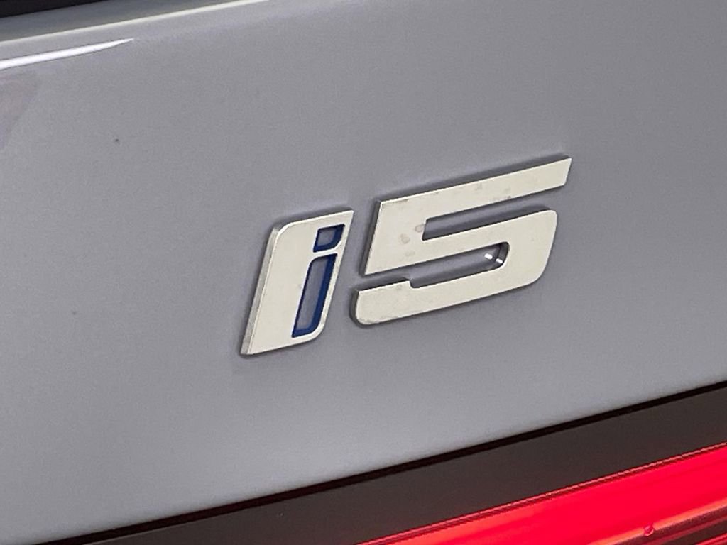 New 2025 BMW i5 M60 AWD/4WD image 10