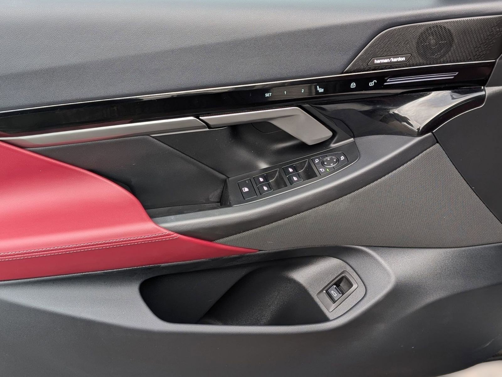 Certified 2025 BMW 530i RWD image 14