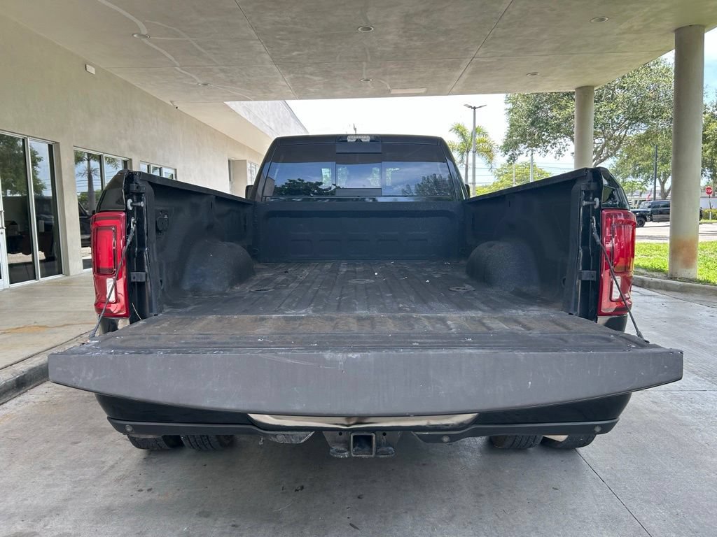 Used 2025 RAM 3500 Laramie w/ Night Edition AWD/4WD image 35