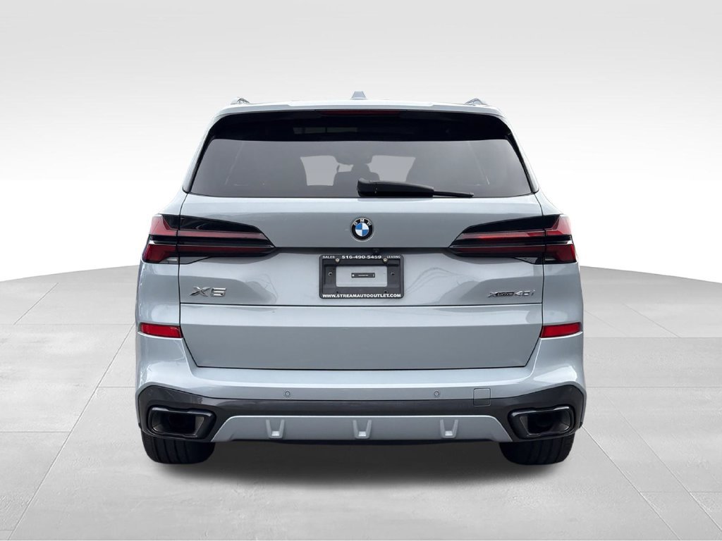 Used 2024 BMW X5 xDrive40i w/ M Sport Package AWD/4WD image 7