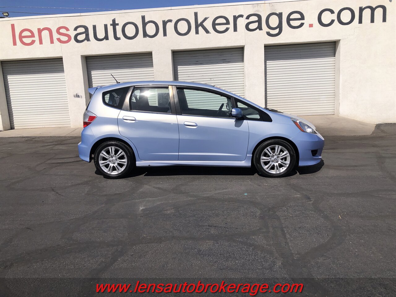 Used 2009 Honda Fit Sport image 1