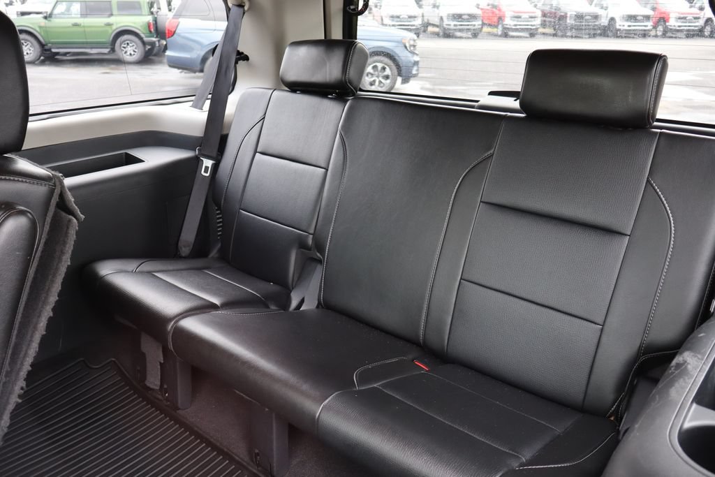 Used 2015 Nissan Armada Platinum AWD/4WD image 14
