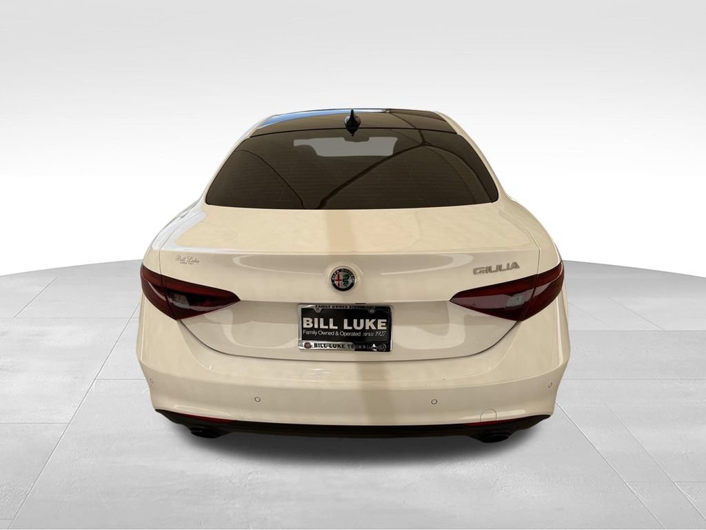 Used 2023 Alfa Romeo Giulia Ti w/ Active Assist Plus Package RWD image 5