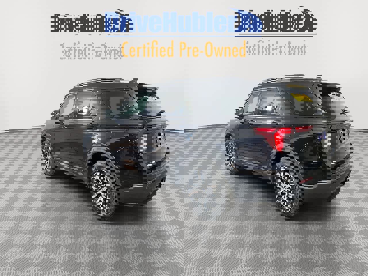 Used 2025 Ford Explorer ST-Line image 6