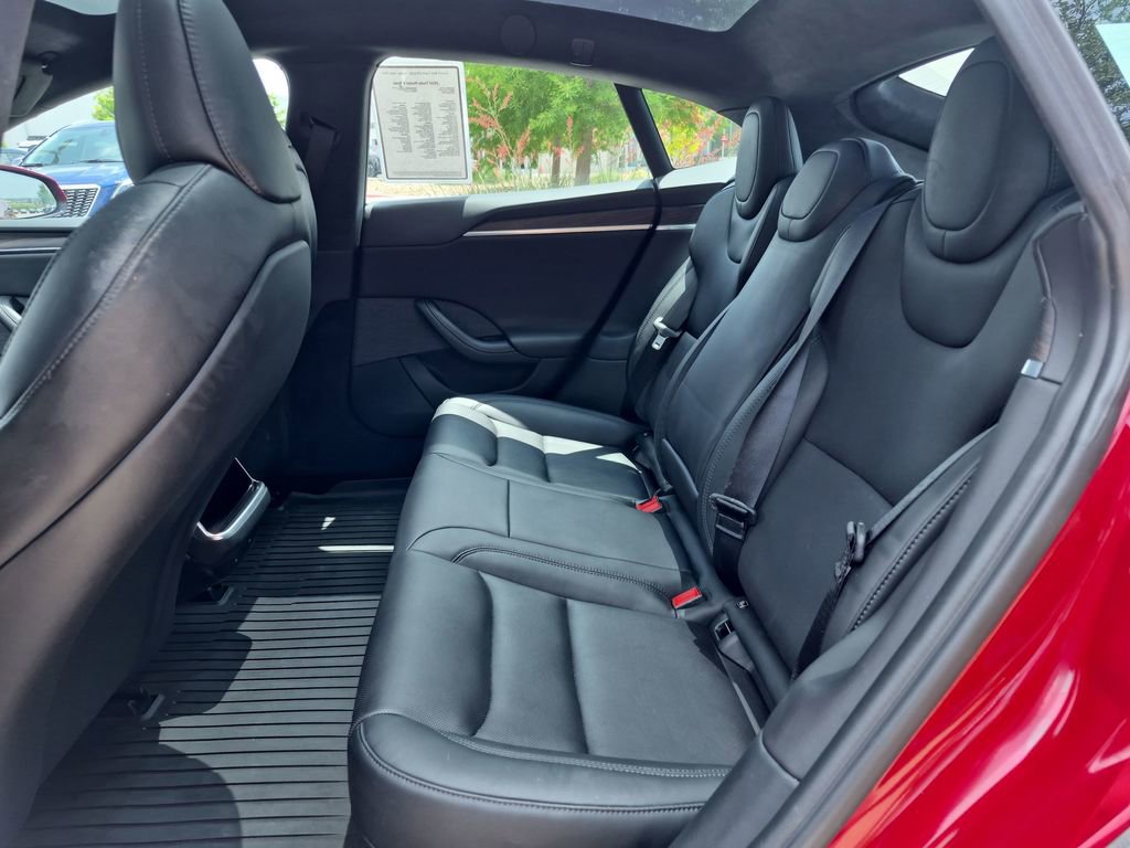 Used 2024 Tesla Model S AWD/4WD image 34