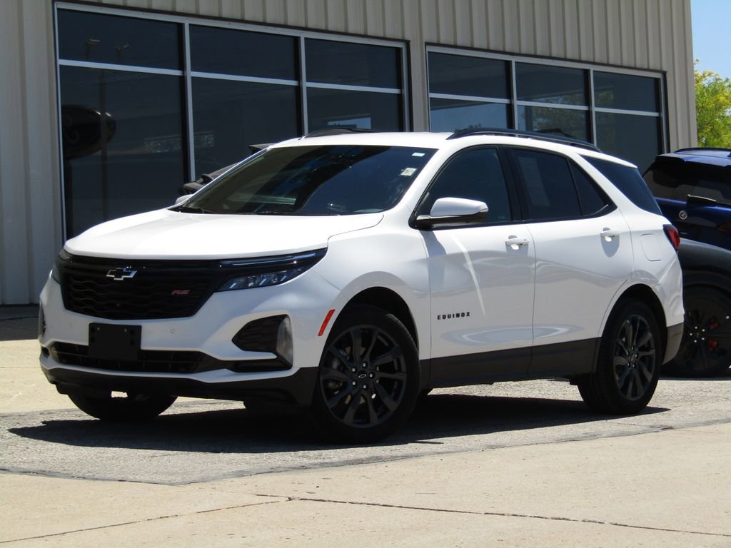Used 2024 Chevrolet Equinox RS w/ RS Leather Package AWD/4WD image 12