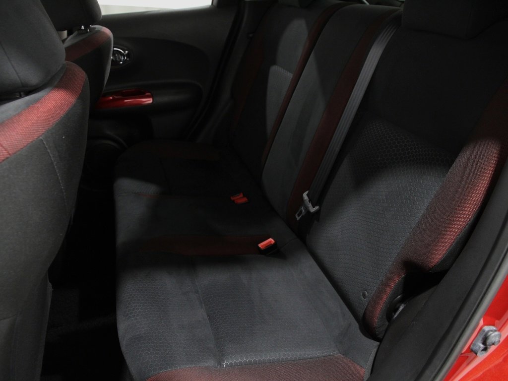 Used 2014 Nissan Juke SV image 36