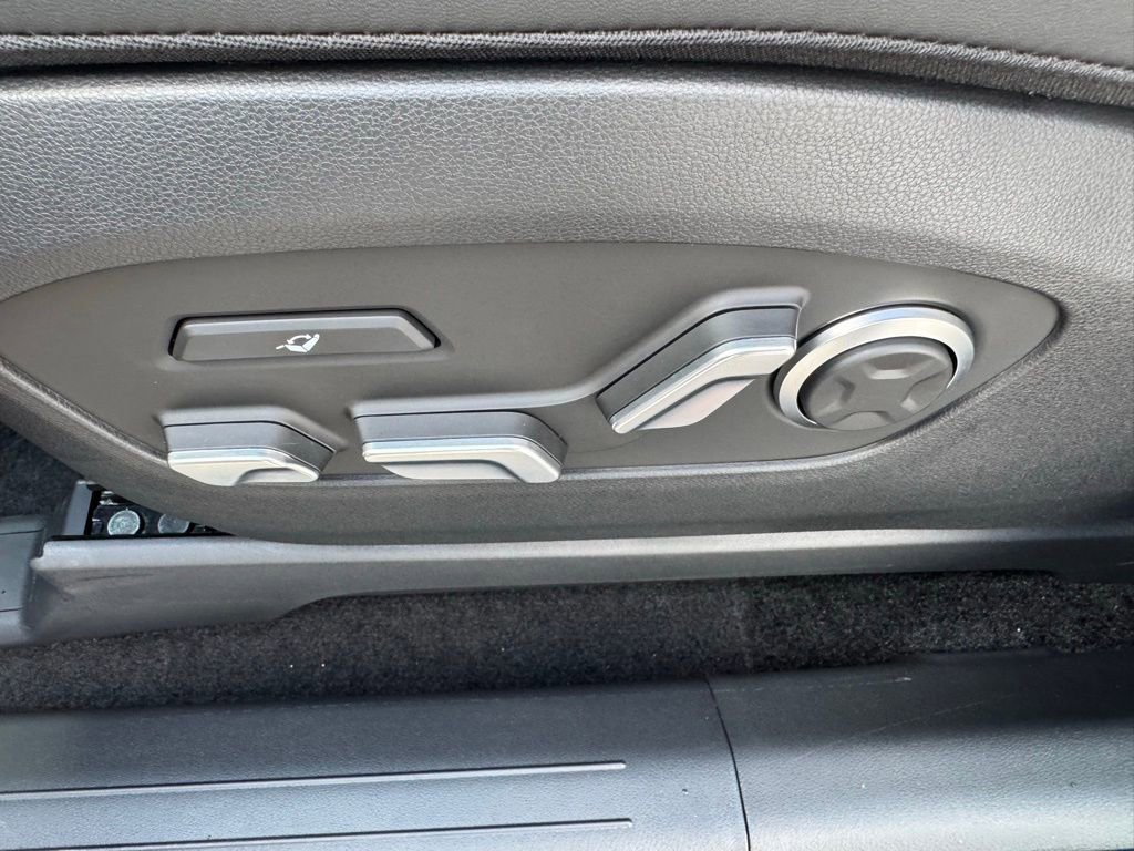 New 2026 Hyundai Ioniq 9 Limited image 19