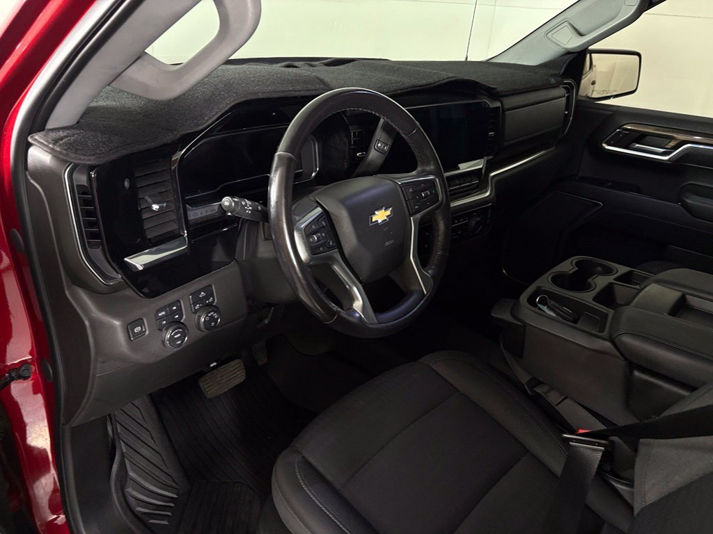 Certified 2022 Chevrolet Silverado 1500 LT w/ Z71 Off-Road Package AWD/4WD image 19