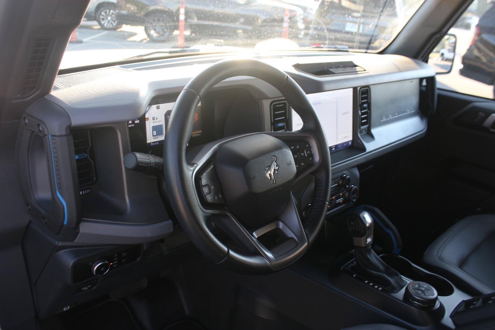 Used 2024 Ford Bronco Black Diamond AWD/4WD image 16