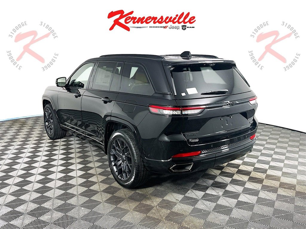 New 2025 Jeep Grand Cherokee Summit image 5