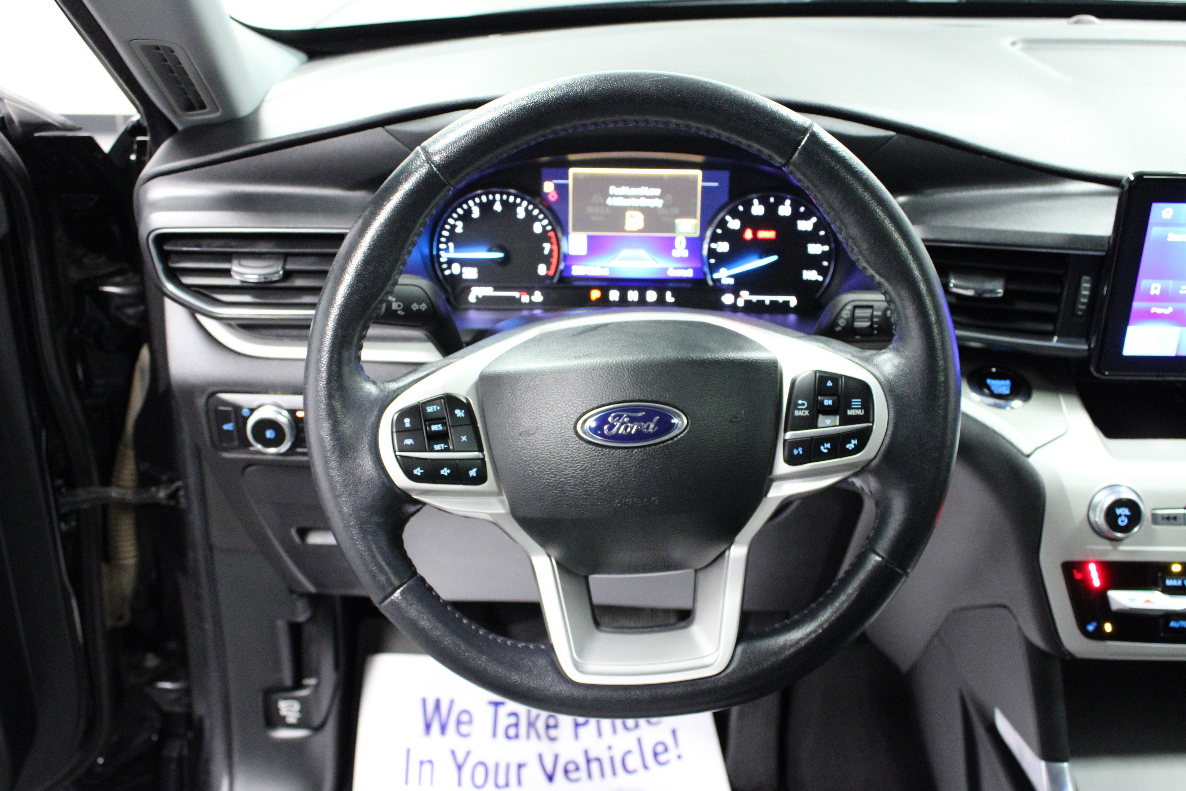 Used 2023 Ford Explorer XLT w/ Equipment Group 202A image 18