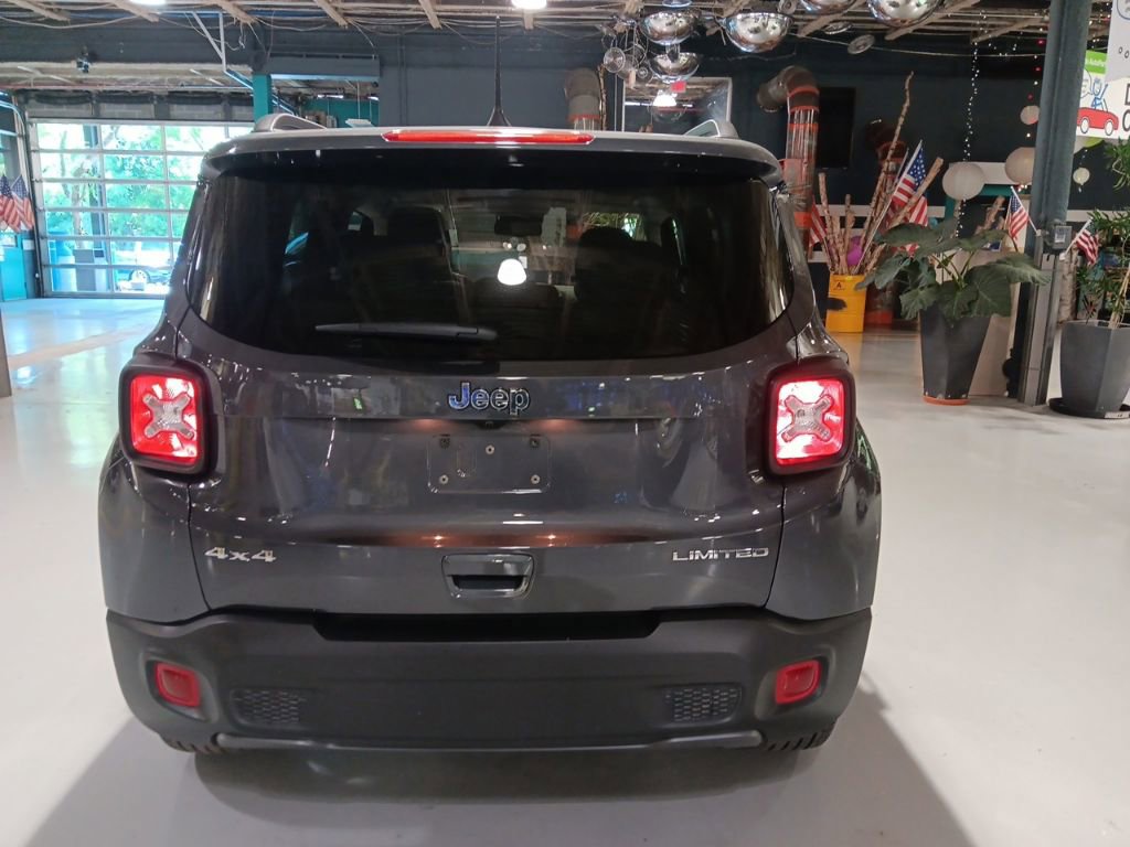 Used 2022 Jeep Renegade Limited AWD/4WD image 8