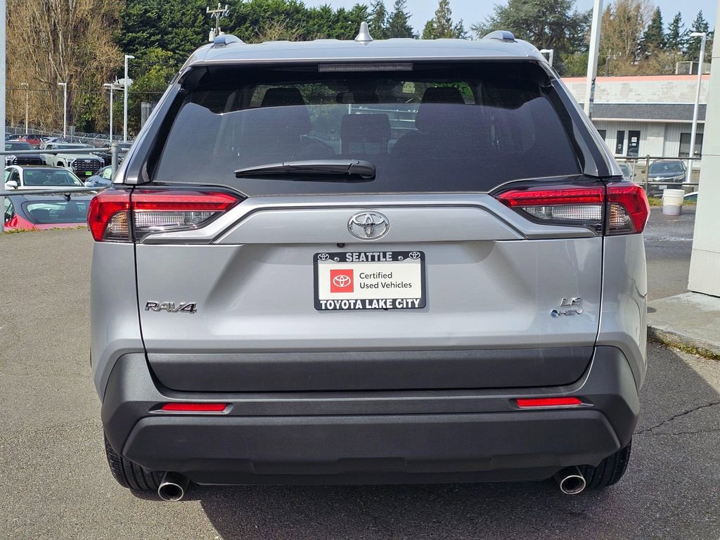 Certified 2025 Toyota RAV4 LE AWD/4WD image 7