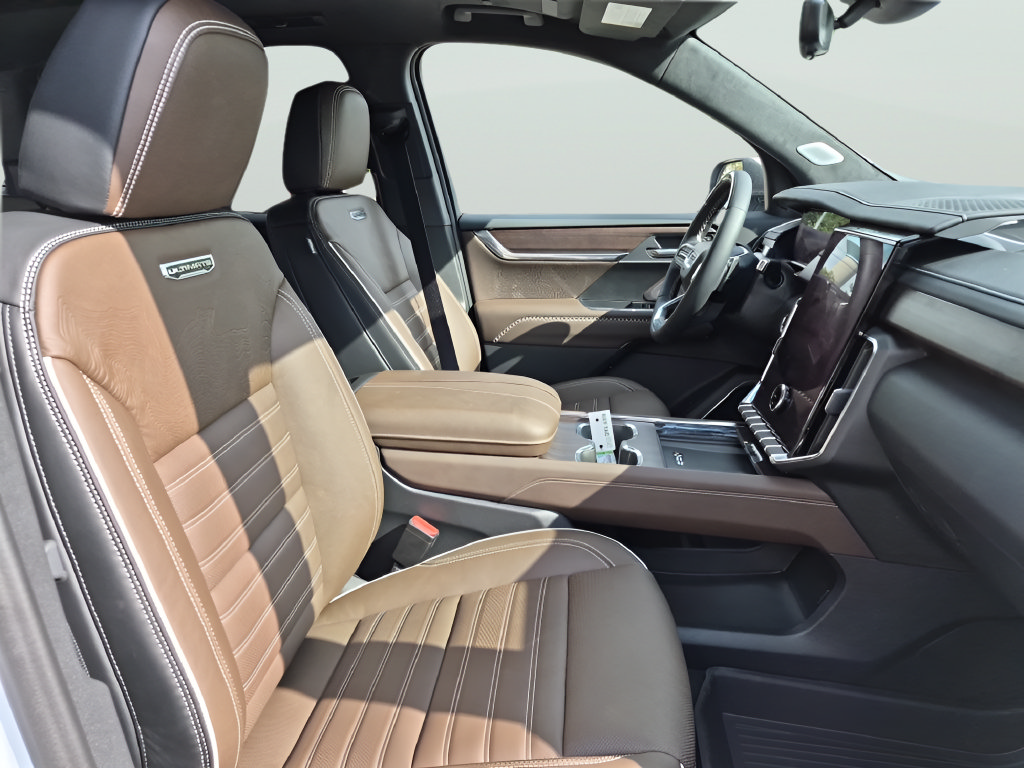 New 2027 GMC Acadia Denali Ultimate w/ LPO, Floor Liner Package AWD/4WD image 37