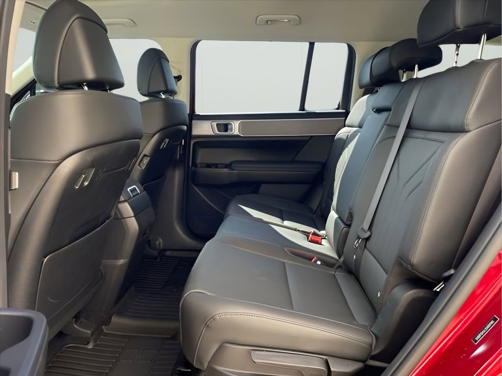 Used 2025 Hyundai Santa Fe XRT image 19