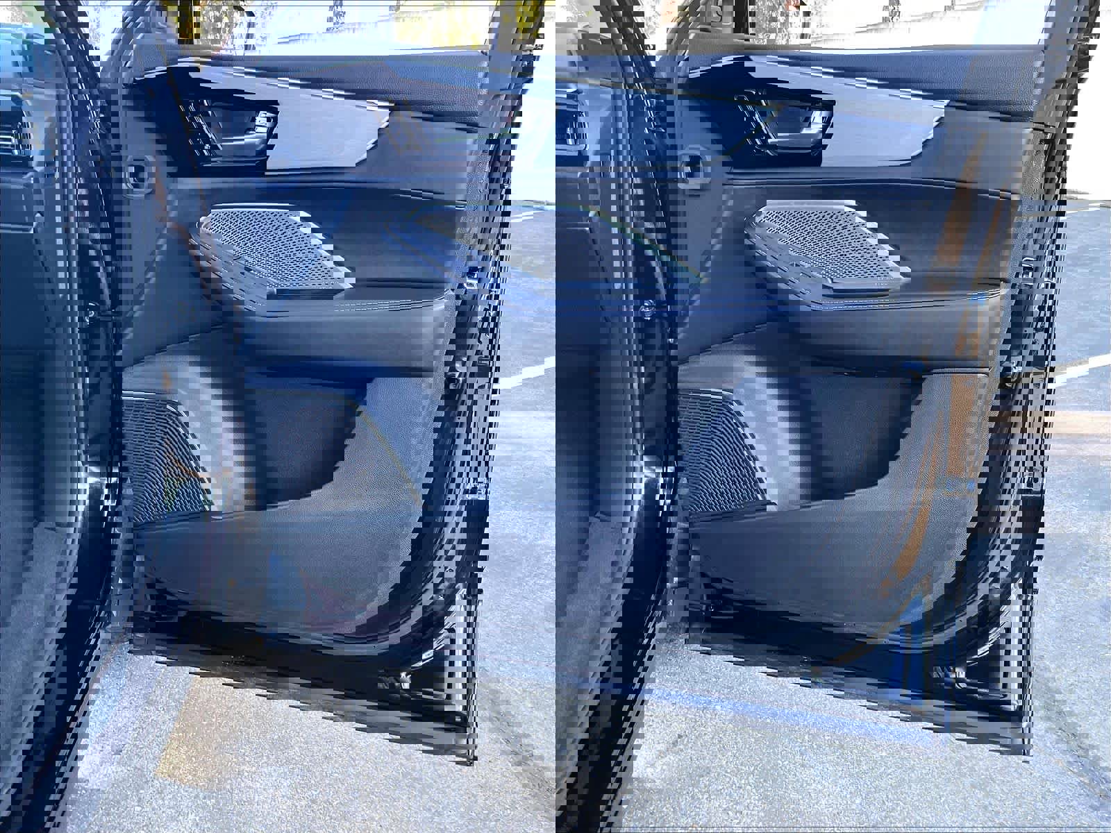 Used 2023 Acura MDX FWD w/ Technology Package image 26