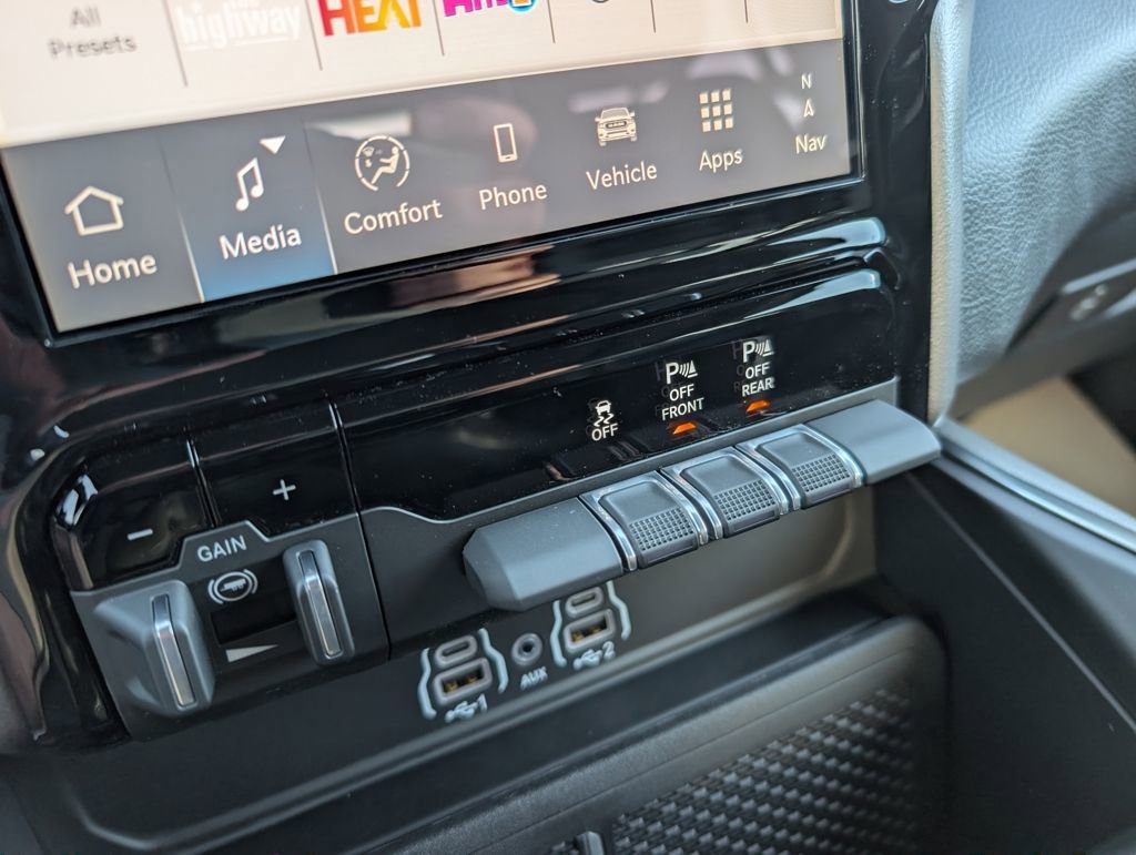 New 2026 RAM 1500 Laramie w/ Night Edition image 33