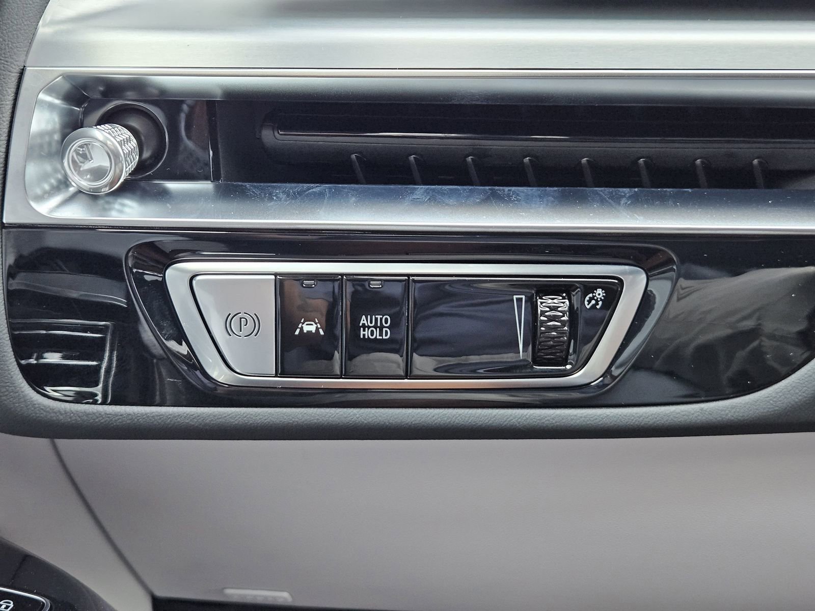 New 2025 Cadillac Lyriq Sport image 21